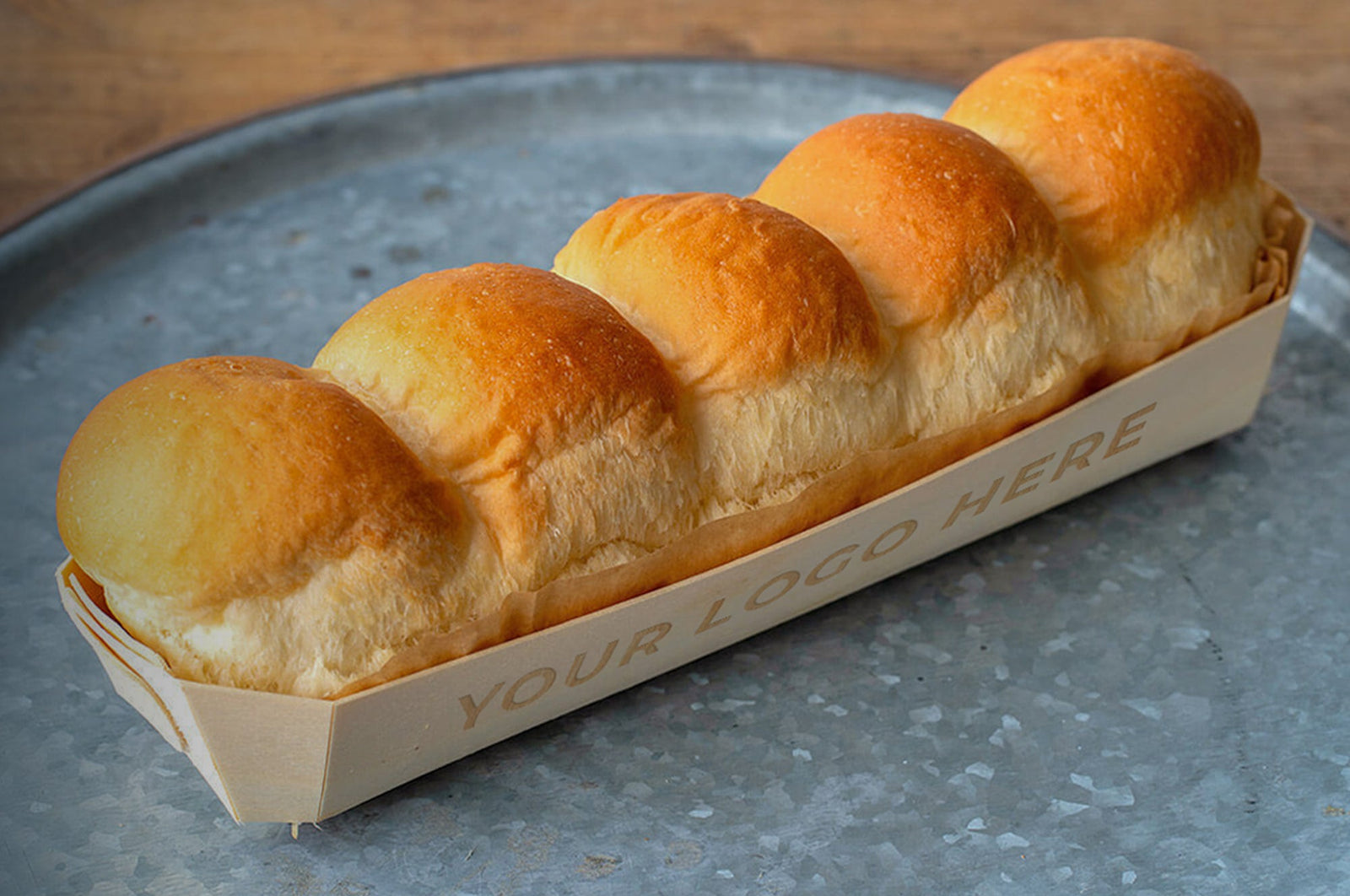 2025 Trends in Culinary Presentation: Wood, Minimalism, and Natural Textures